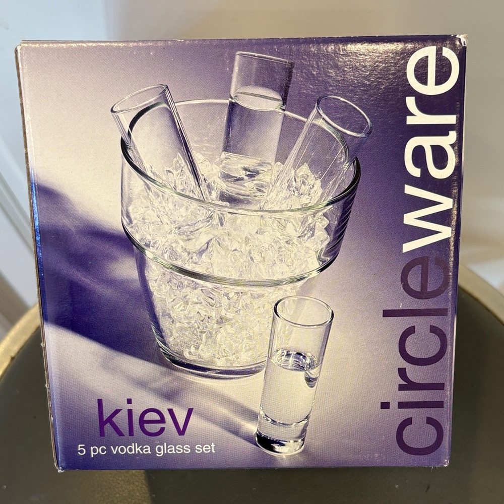 New Circleware Kiev 5-Piece Vodka Glass Set - Clear